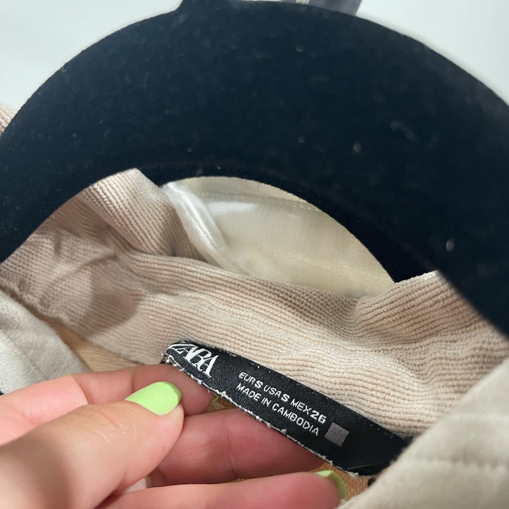 Tan Shacket - image 4